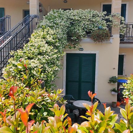 Tana Per Gli Ospiti Apartment Terni Ngoại thất bức ảnh