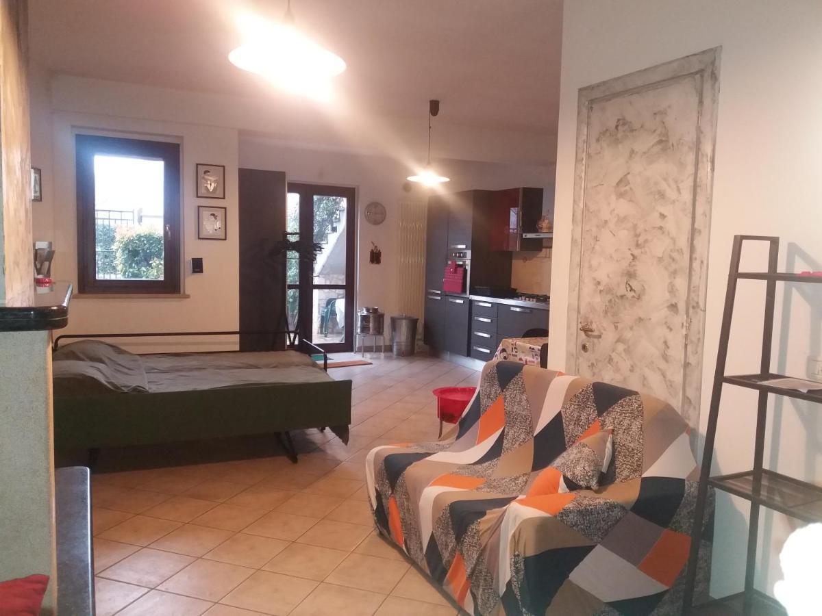 Tana Per Gli Ospiti Apartment Terni Ngoại thất bức ảnh