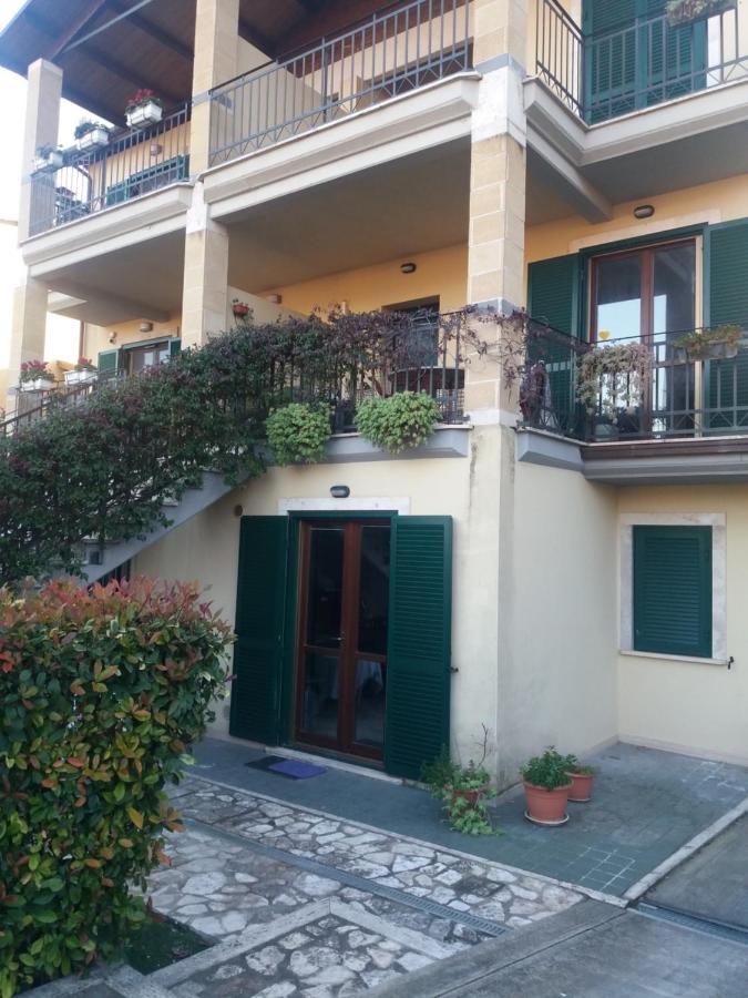 Tana Per Gli Ospiti Apartment Terni Ngoại thất bức ảnh