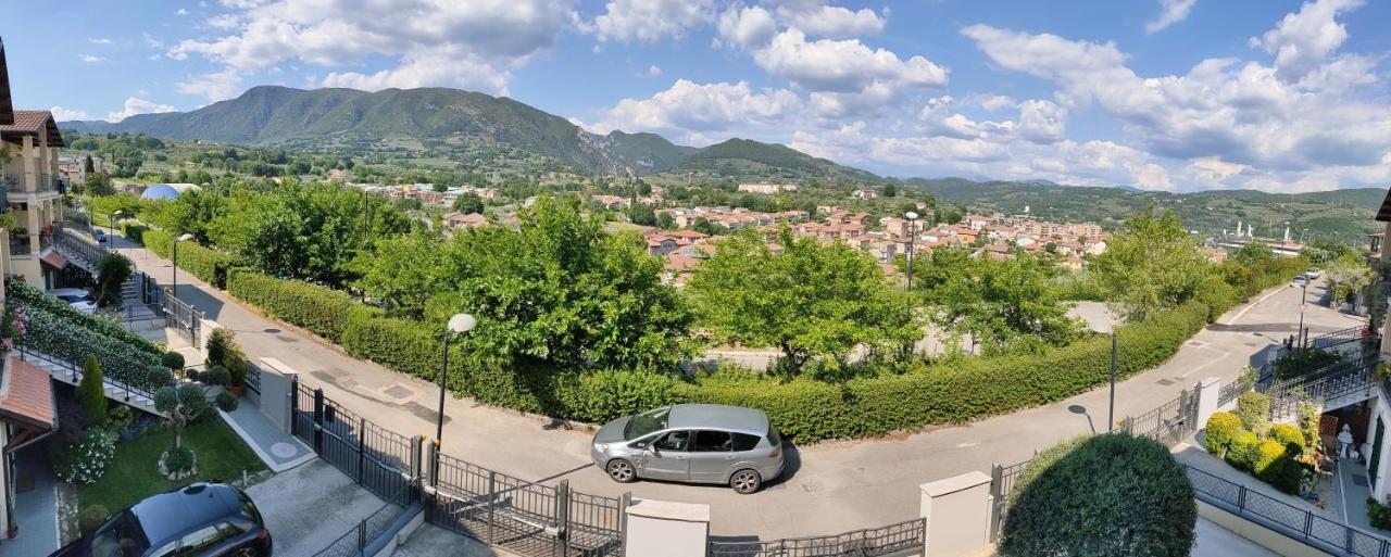 Tana Per Gli Ospiti Apartment Terni Ngoại thất bức ảnh